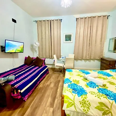 Stylish One Bed Studio Oxford Street In Central London Apartment